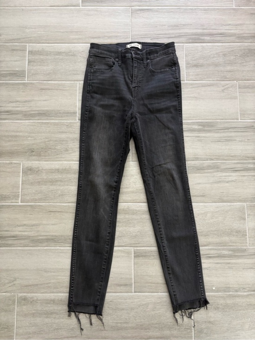 Madewell Washed Black 10” High Rise Skinny Jeans with Frayed Hem